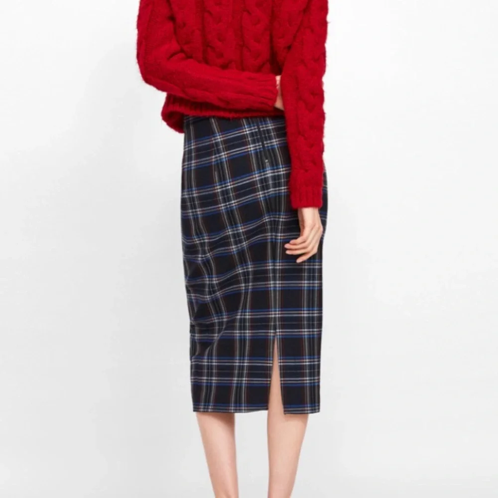 Zara plaid pencil skirt - Picture 4 of 7